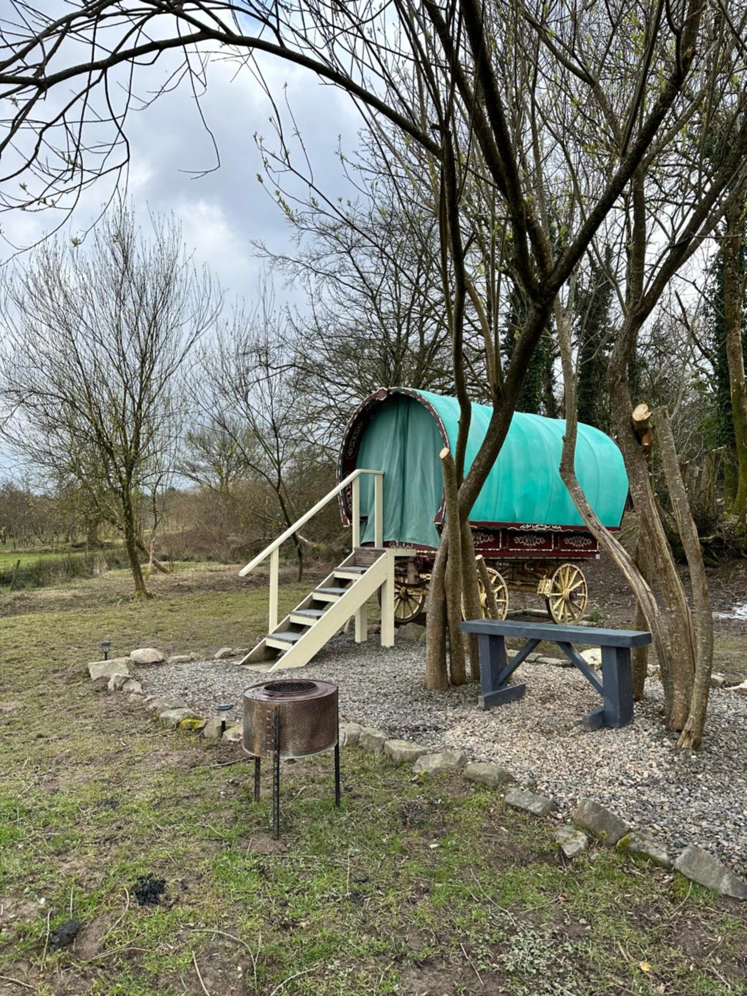 Gypsy Bow Caravan Luxury tent