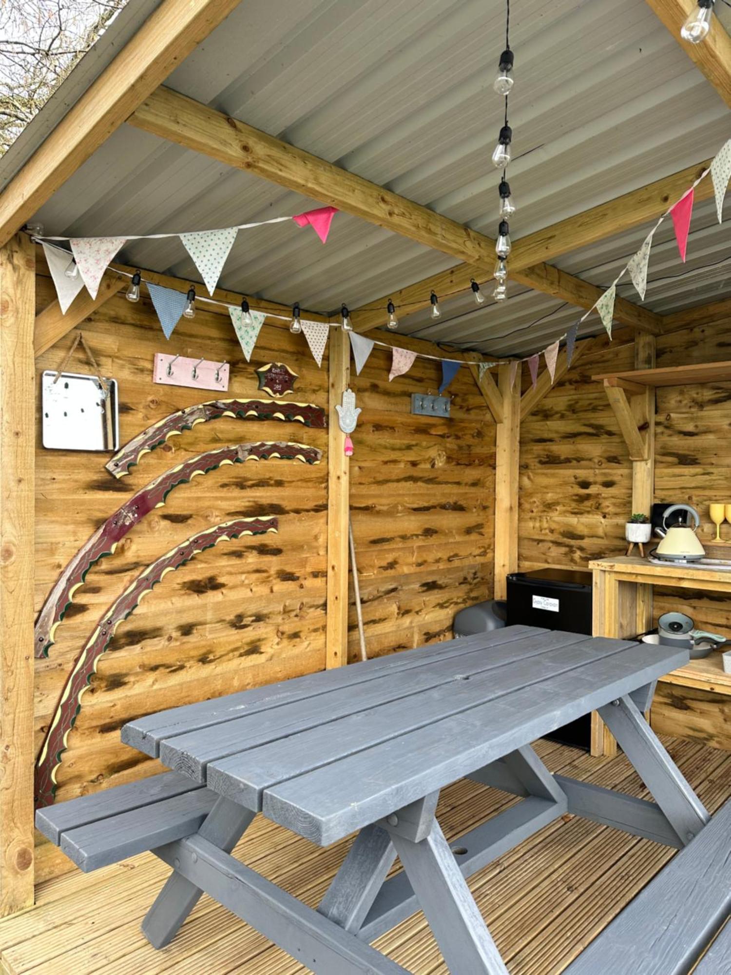 Luxury tent Gypsy Bow Caravan