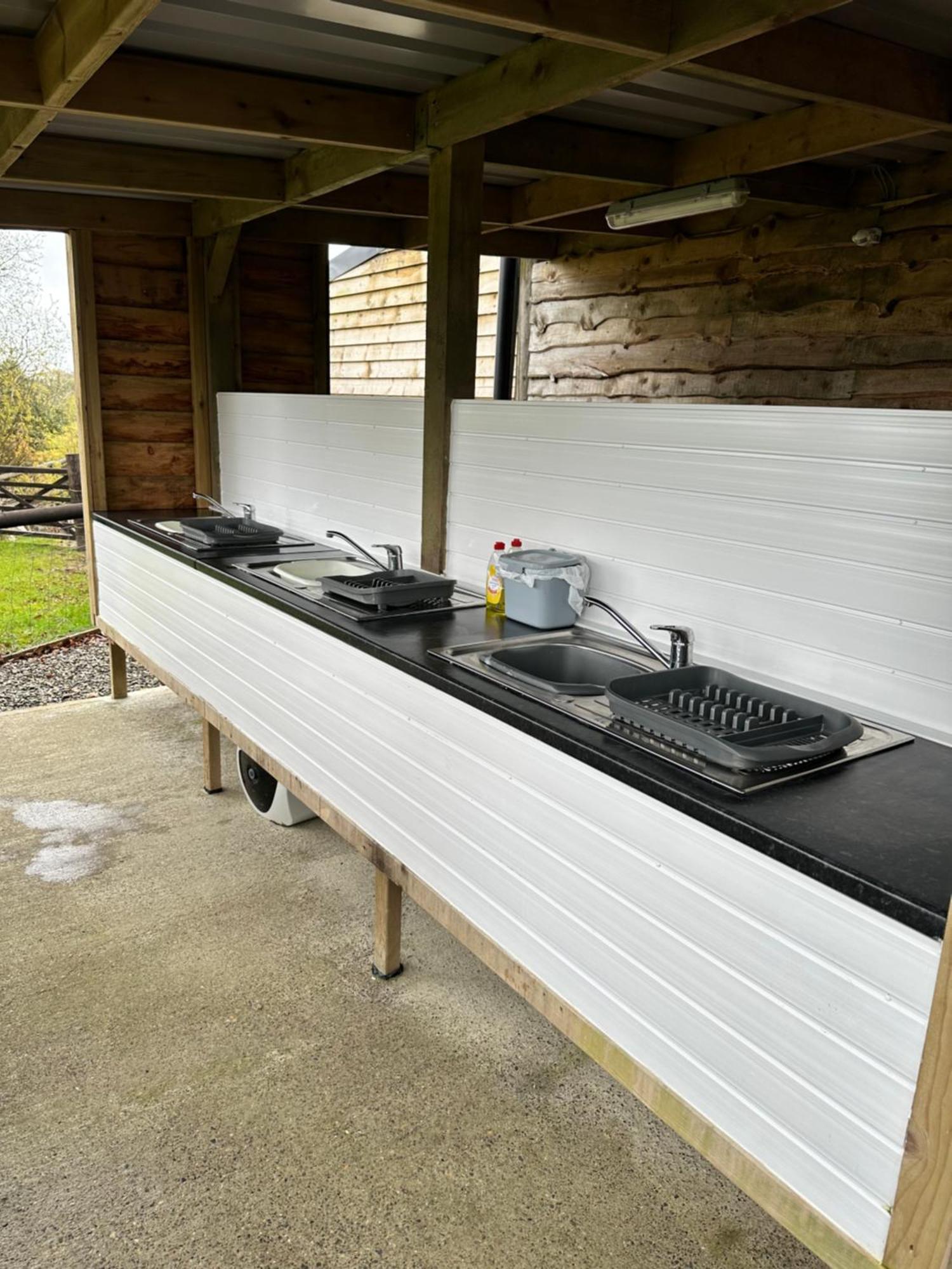 Gypsy Bow Caravan Luxury tent *